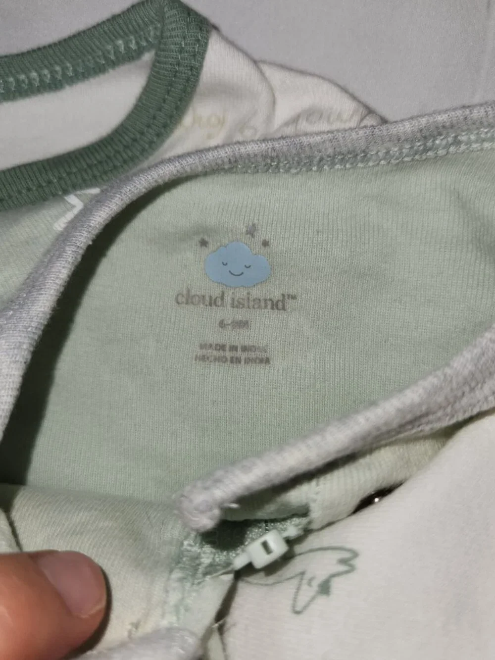 Baby Clothes: 6-9M: 3 x Footies